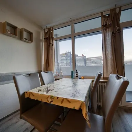 - Haus O, App 0o0512 Apartment *